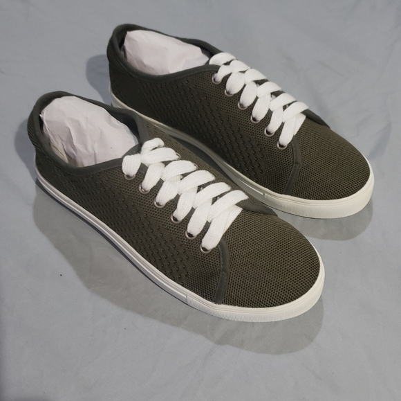 Very Volatile Dusty Khaki - Picture 3 of 6